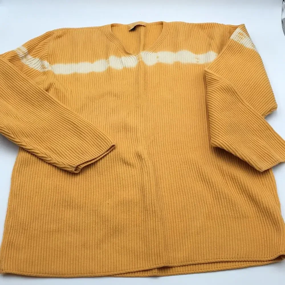 TAOS tye-die yellow unisex sweater EUC size Large
